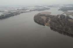 Водолази п'ятий день шукають зниклого на Київському водосховищі рибалку