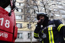 Щодня столичні рятувальники ліквідовують наслідки понад 40 надзвичайних ситуацій