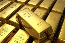 Ціна золота досягла максимуму за сім років