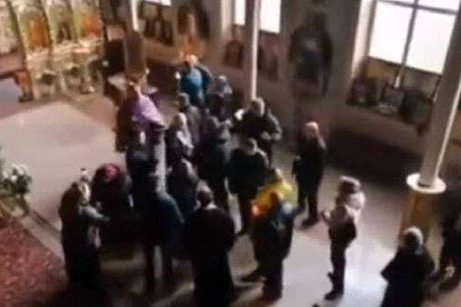 В одеському соборі Різдва Христового священик побив парафіян УПЦ (відео)