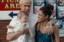 Ева Мендес рассказала, почему не публикует в cети фото с Райаном Гослингом