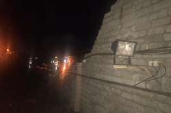 У Запоріжжі стіна заводу «Мотор Січ» рухнула на подвір’я будинку