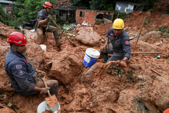 Кількість загиблих від злив у Бразилії зросла до 41