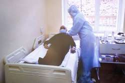 Чоловіка оглянуть лікарі та зроблять тести на коронавірус