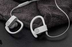 Apple Powerbeats 4