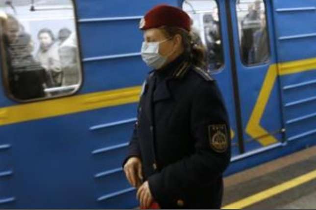 Кличко припускає, що під час поширення коронавірусу у Києві доведеться закрити столичне метро