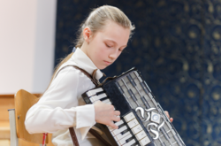 Вінницькі баяністи та акордеоністи змагались у конкурсі «Кришталева нота»
