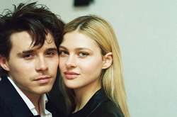  Мы просто танцевали и веселились под музыку в колонках, - призналась девушка сына известного футболиста 
  