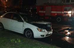 Рятувальники розповіли про пожежу, що знищила авто голови Держекоінспекції