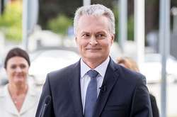 Гітанас Науседа