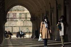 Франція закриває всі школи на карантин через коронавірус