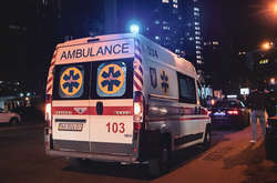 Лікарі надали допомогу пораненому