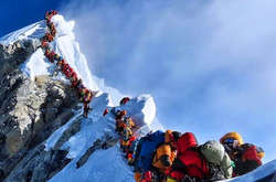 Экспедиции на Эверест отменены из-за коронавируса