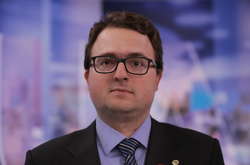 Постійний представник Президента України в Автономній Республіці Крим Антон Кориневич 