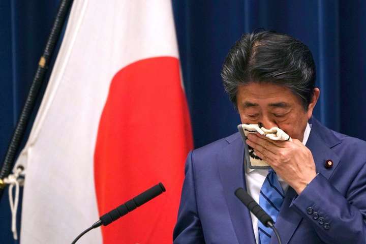 Хворий японський прем’єр пообіцяв не скасовувати Олімпіаду