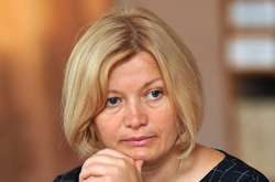 Саджати треба тих, хто вивозить медичні маски і згаяв місяці на бутафорський «штаб боротьби з коронавірусом», – Геращенко