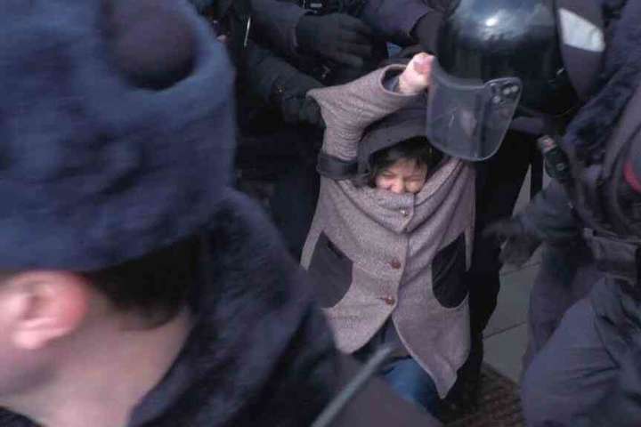 У Москві поліція затримала 50 учасників пікетів проти політичних репресій