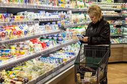 У Києві майже 70 інспекторів контролюють умови зберігання продуктів в супермаркетах