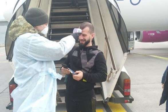 В евакуйованих з Італії пасажирів не виявлено коронавірусу, - МОЗ