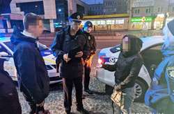 У Рівному жінка обікрала ювелірний магазин і поскаржилася в поліцію, що її переслідують