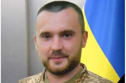На Вінниччині провели в останню путь бійця-розвідника, який загинув на Донбасі