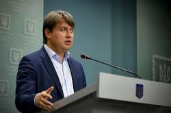 Андрей Герус призывает граждан, которые находятся в зоне риска заражения коронавирусом, по возможности не ходить в места с большими очередями