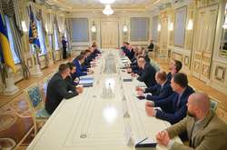  На Банковій стверджують, що бізнесмени пообіцяли надати всю необхідну допомогу державі у здійсненні превентивних заходів з протидії поширенню коронавірусу 