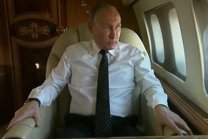 Супровід Путіна почали тестувати на коронавірус