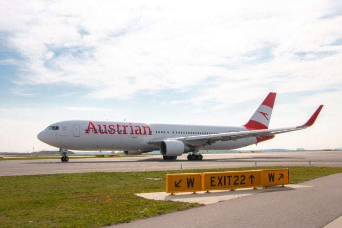 Austrian Airlines у середу доставить українців з Відня