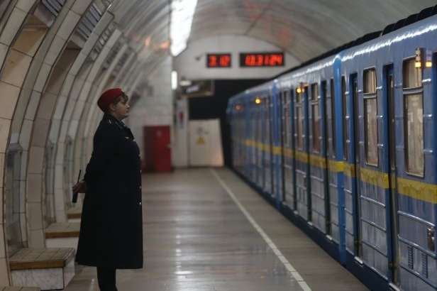 Київський метрополітен примусово відправляє працівників у неоплачувану відпустку