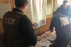 На Донеччині СБУ викрила прокурора на отриманні хабара
