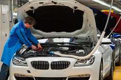 Глава BMW заявляє, що попит на автомобілі істотно падає