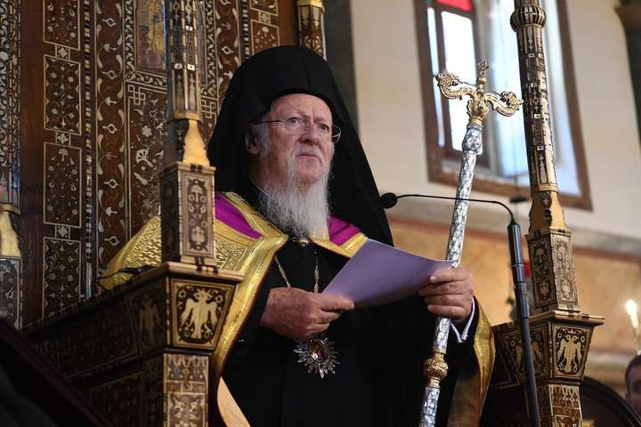 Церковь и коронавирус: Вселенский патриарх приказал прекратить все службы