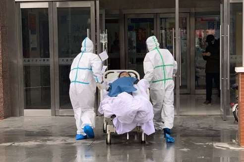 Италия вышла на первое место по числу смертей от коронавируса