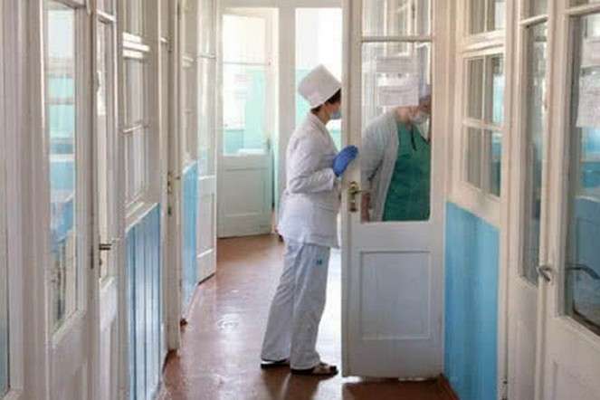 «Очень хочет домой»: в Черновцах рассказали о состоянии первого в Украине заболевшего коронавирусом