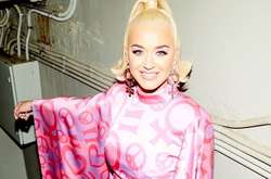 Кэти Перри показала свои будни во время беременности