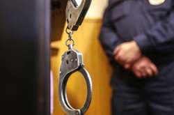 На Луганщині двоє поліцейських жорстоко катували чоловіка за крадіжку, якої той не вчиняв