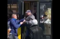 Транспортні пристрасті у столиці: пасажир побився з кондуктором за місце