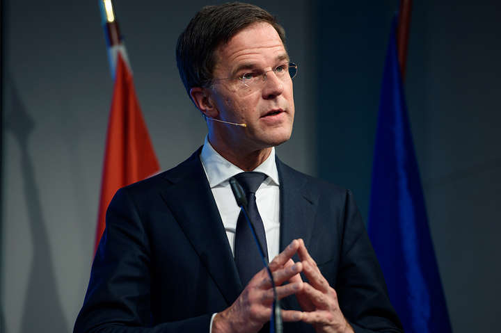 Прем’єр Нідерландів у зверненні до нації назвав три сценарії протидії пандемії