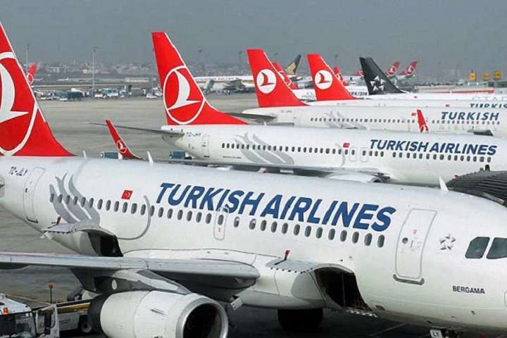 Туреччина заборонила авіарейси в Україну і ще 45 країн