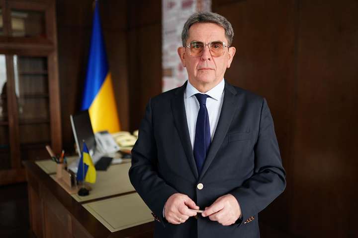 Глава МОЗ виступає за оголошення в Україні надзвичайного стану