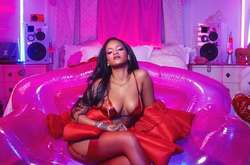 Популярная певица Рианна