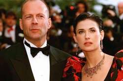 Дочь Брюса Уиллиса показала архивные снимки в Сети