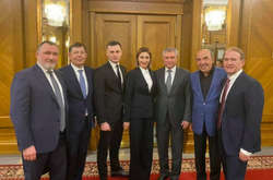 Поездка депутатов от ОПЗЖ в Москву