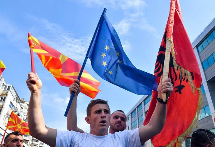 ЄС погодив початок переговорів про вступ Албанії та Північної Македонії до Союзу