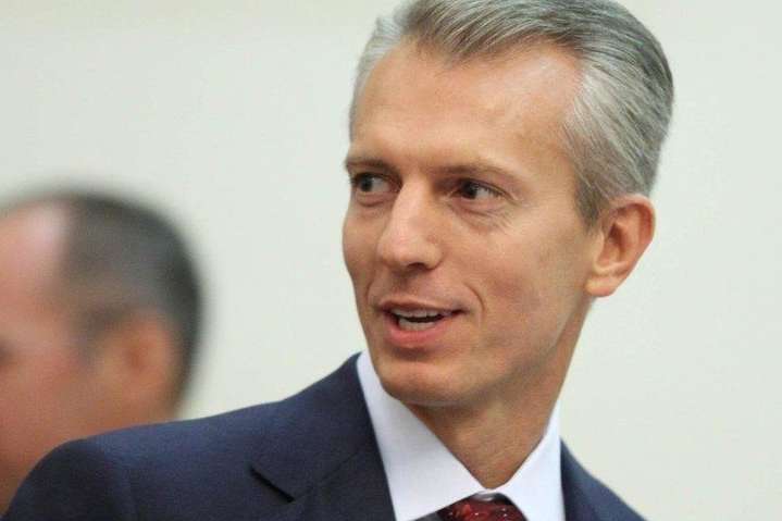 <p>Валерій Хорошковський прилетів з Ніцци 21 березня, і незабаром був змушений переїхати в Олександрівську лікарню</p> - Як мільярдери з Куршевеля лікуються в українській лікарні