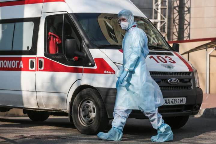 Хворий на коронавірус громадянин США самовільно пішов із одеської лікарні