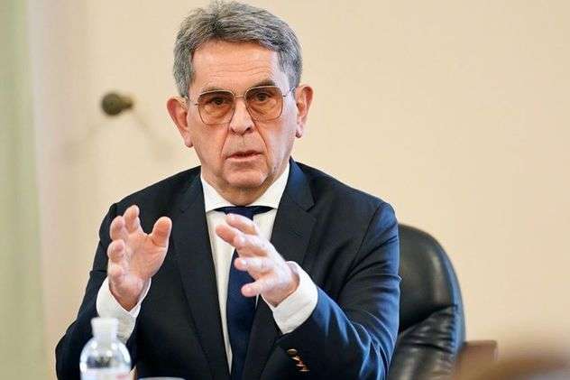 Глава МОЗ Ілля Ємець - Ємець блокує медзакупівлі під час епідемії, бо хоче «пропихнути» свою людину – Супрун