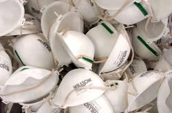 У Бельгії знищили мільйони масок і респіраторів перед спалахом COVID-19