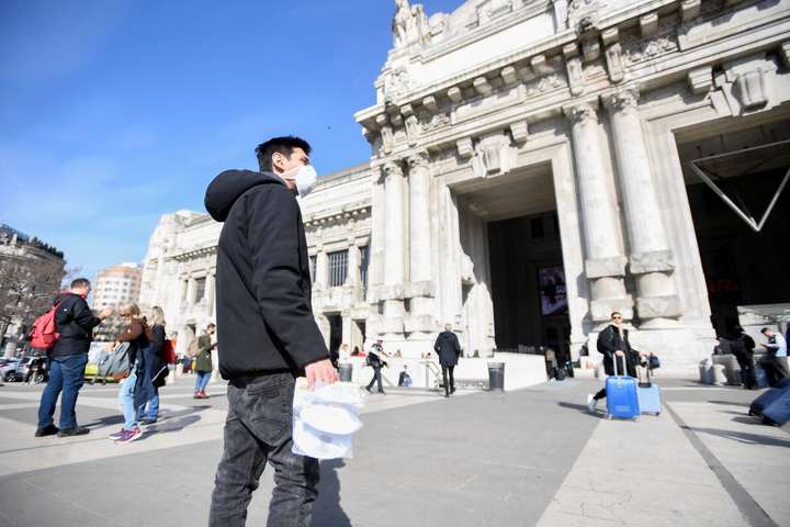 У Мілані прихистили двох українців, які кілька днів жили на вокзалі